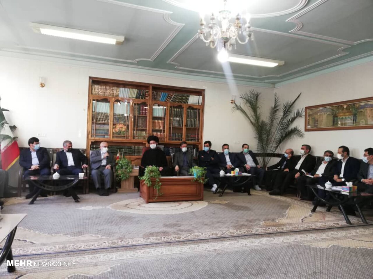 بنیاد مستضعفان واحدهای تولیدی راکد اردبیل را احیا کند