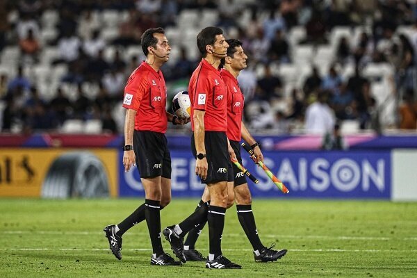 بنیادی فرد داور بازی استقلال و تراکتور؛ کاظمی قاضی بازی پرسپولیس