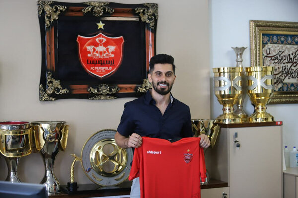 به خاطر کرونا دیر تمدید کردم نه پول/ پرسپولیس قطار درحال حرکت است