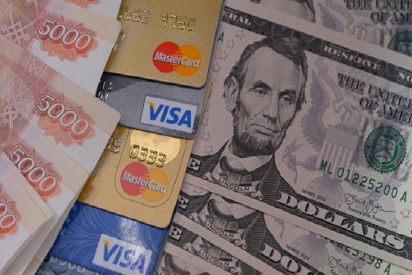 به دام افتادن سارق کیف قاپ در شهرک راه آهن