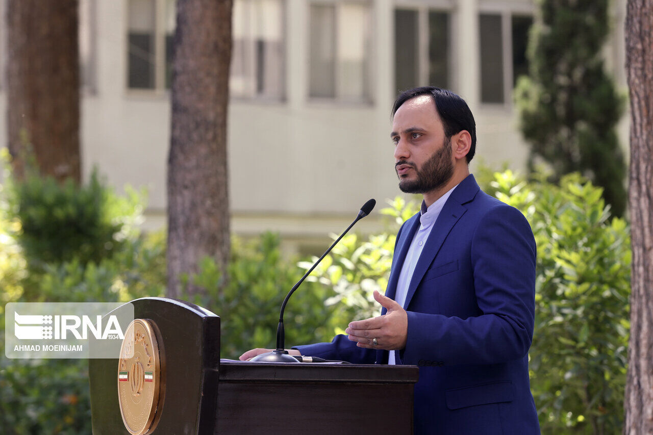 بهادری جهرمی: قیمت دارو برای مصرف کننده نهایی ثابت میماند