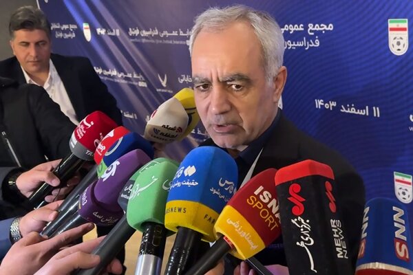 بهاروند: تیم میزبان باید ورزشگاه محل دربی را تعیین کند