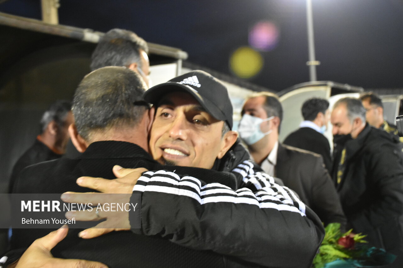 بهتر از تراکتور کار کردیم/ شایستگی بالای بازیکنان آلومینیوم