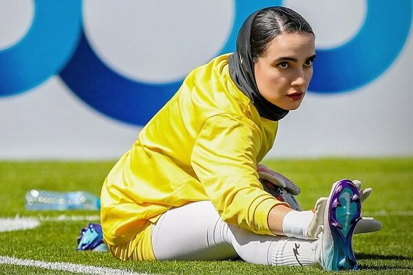 بهترین گلر لیگ: تعصب رنگی جایی در فوتبال حرفهای ندارد