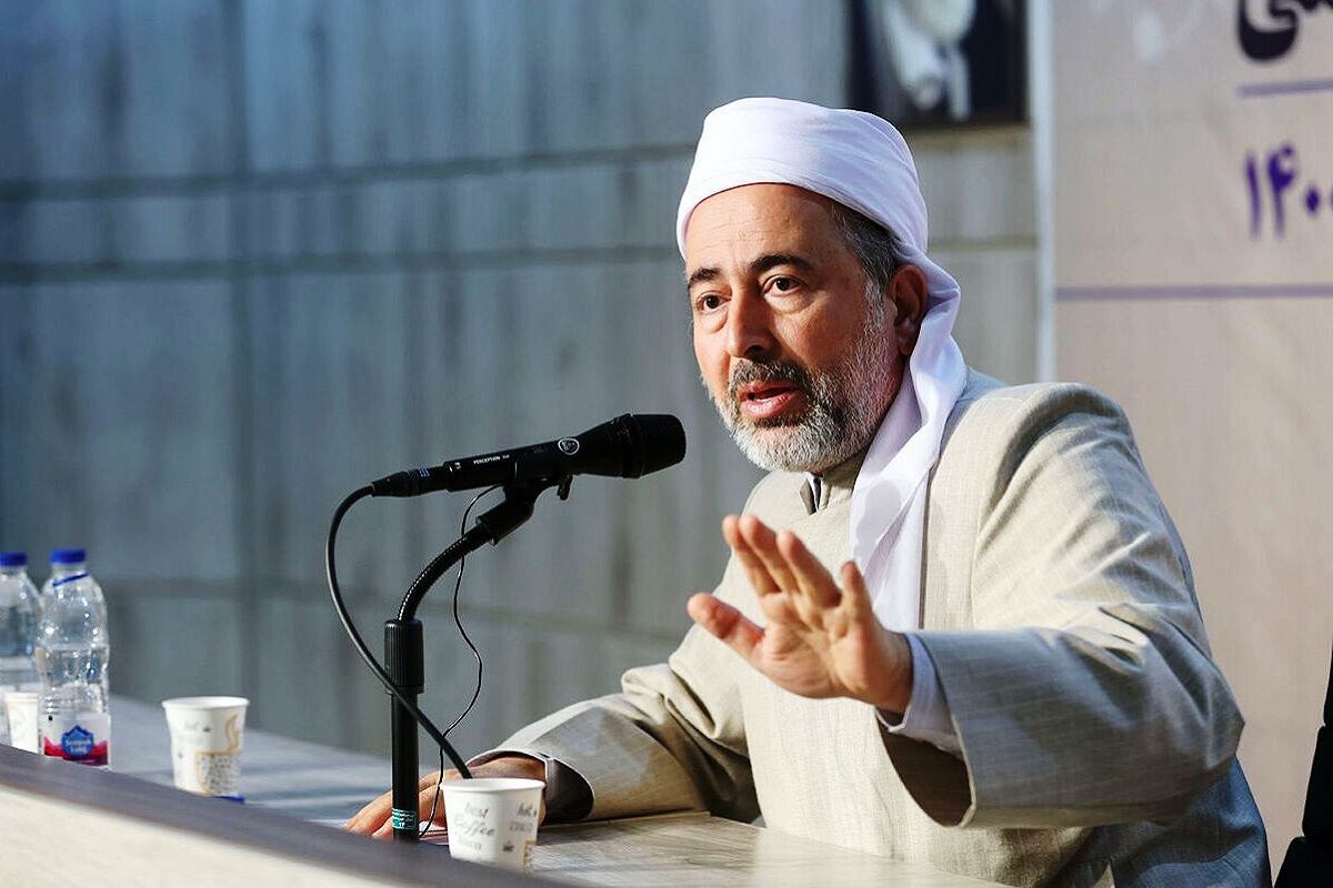 بهرهگیری از نیروهای اهل سنت در مدیریتهای مختلف، سرمایهگذاری برای نظام است