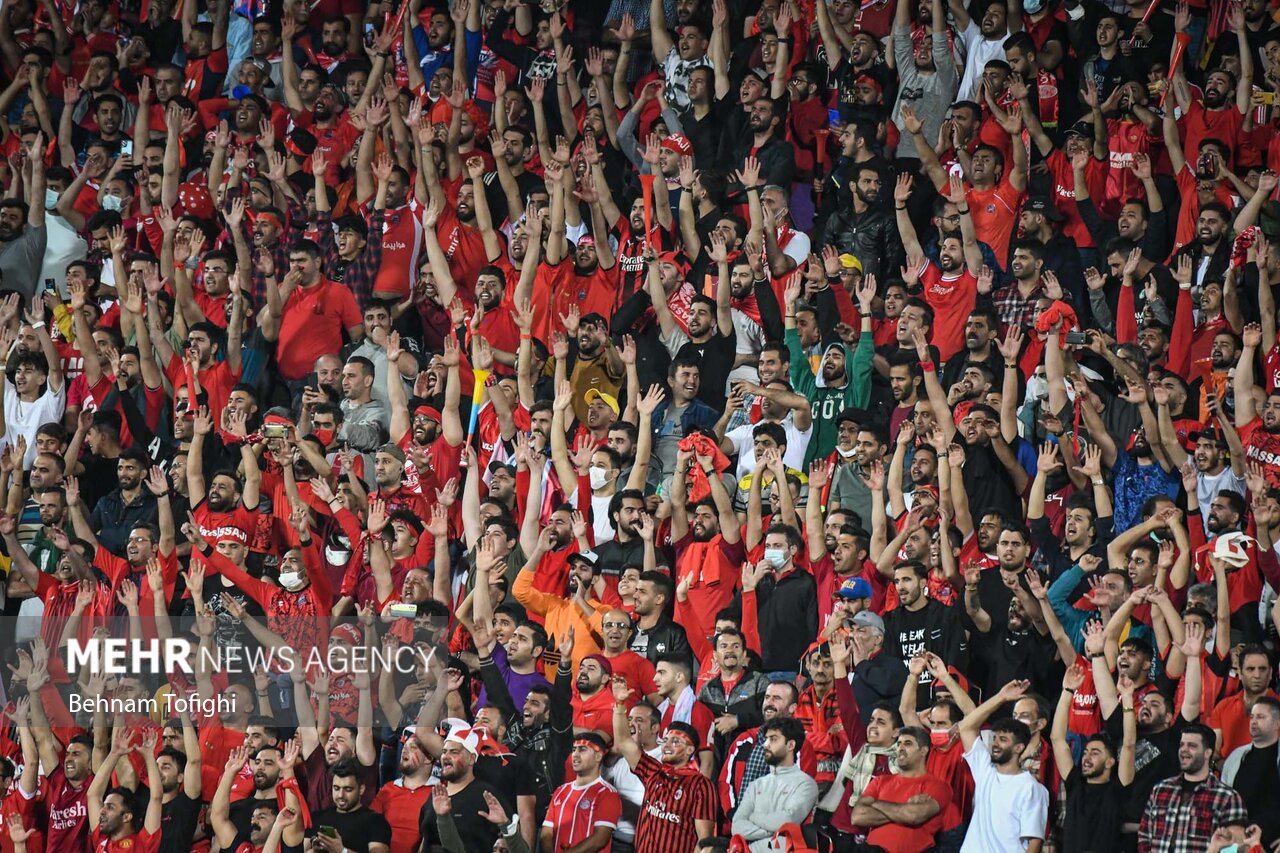 بوقچیهای فوتبال این بار در لیگ یک جنجال آفرینی کردند