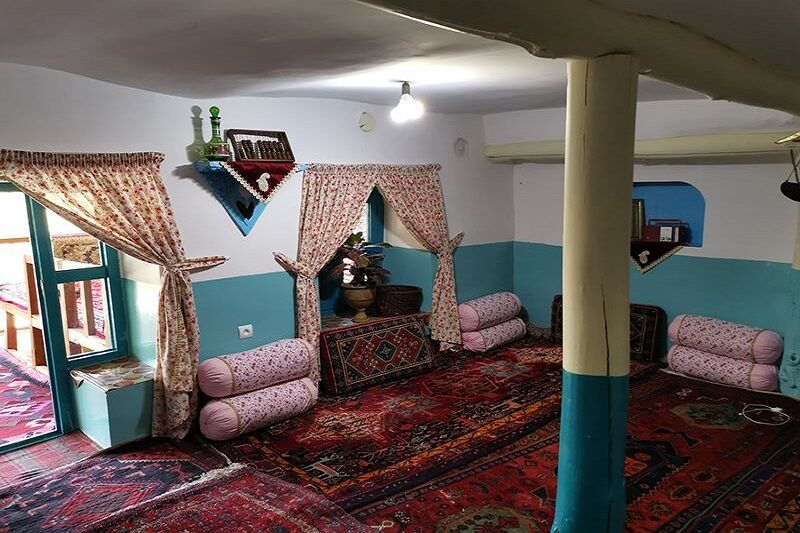 بوم‌گردی و حس زیستن به سبک سنتی