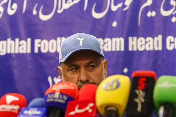 بوژوویچ: کسی در زمین فوتبال کشته نمی‌شود