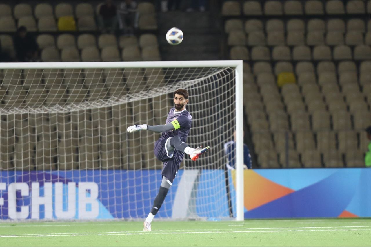 بیرانوند: سرماخوردگی عامل ضعف پرسپولیس بود/ امیدوارم صعودکنیم