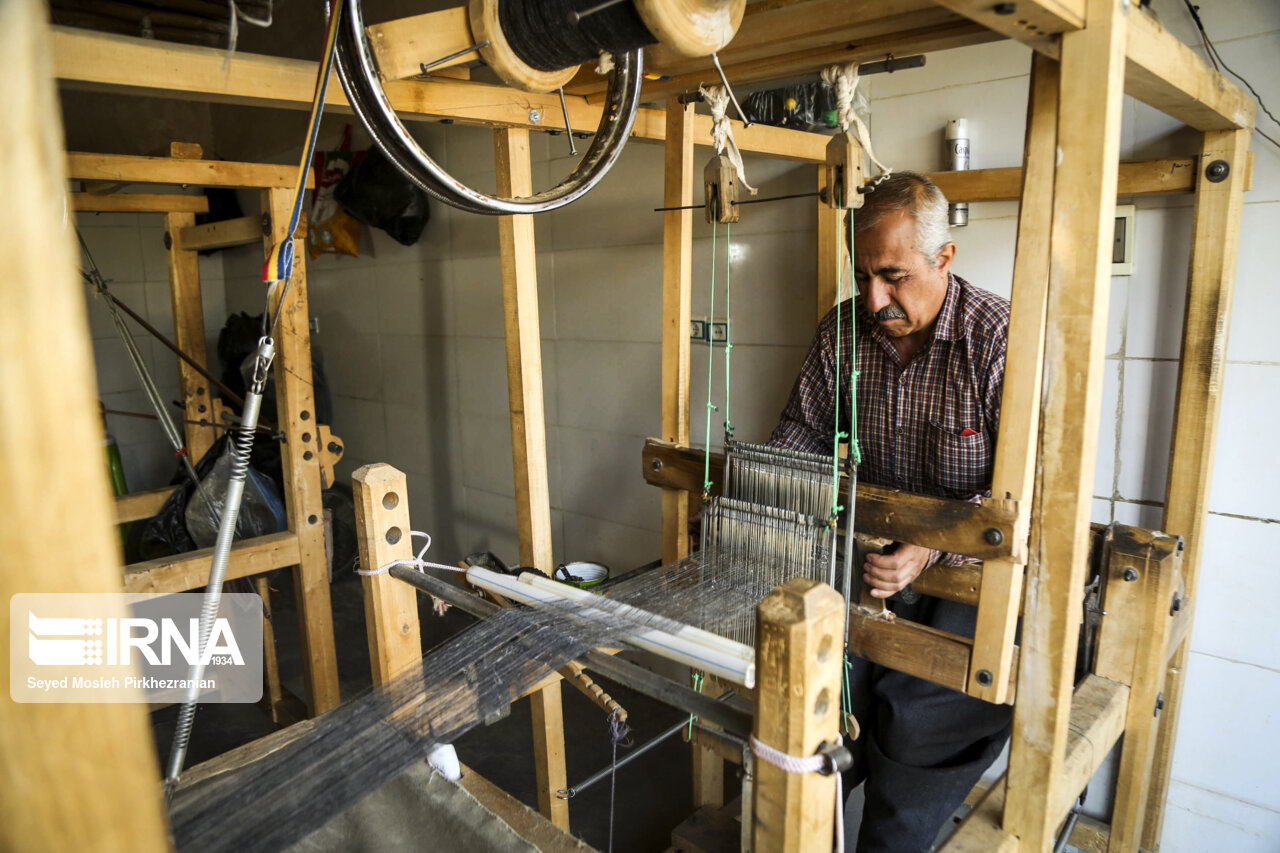 بیش از ۱۴ میلیارد تومان تسهیلات به فعالان صنایع‌ دستی کردستان پرداخت شد