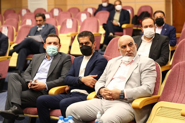 بیشترین ضرر از رای گلگهر را پرسپولیس کرد/ عزیزی خادم قول داد