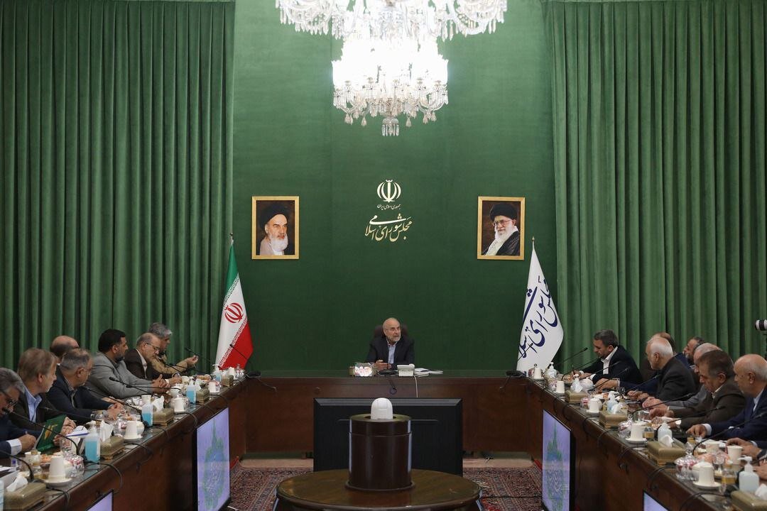 تأکید قالیباف بر مشارکت مردمی در تحول نظام آموزشی