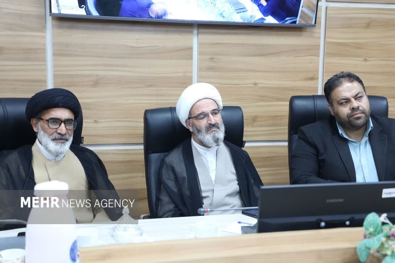 تأکید نماینده ولیفقیه در سمنان بر خدمترسانی همراه باکرامت به محرومان