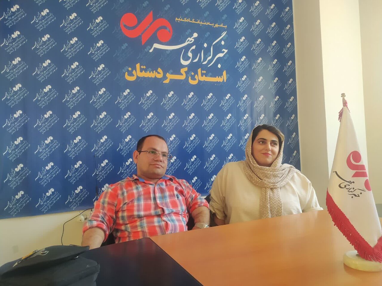 تئاتر «ماهیهای عاشق» ۲ توانخواه سنندجی را راهی خانه بخت کرد