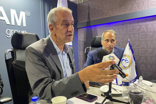 تا وقتی حق پخش را ندهند وضعیت همین است/ در لیگ تیمداری میکنیم