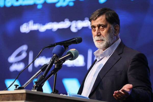 تاج باید از این فرصت استفاده کند/ کارم در استقلال نیمه کاره است