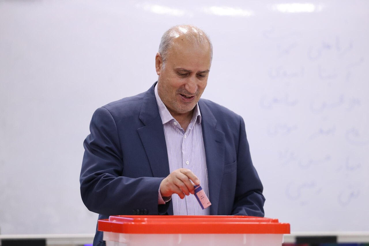 تاج: برای شرکت درقرعهکشی جام جهانی آمریکا فقط فدراسیون تصمیمگیر نیست