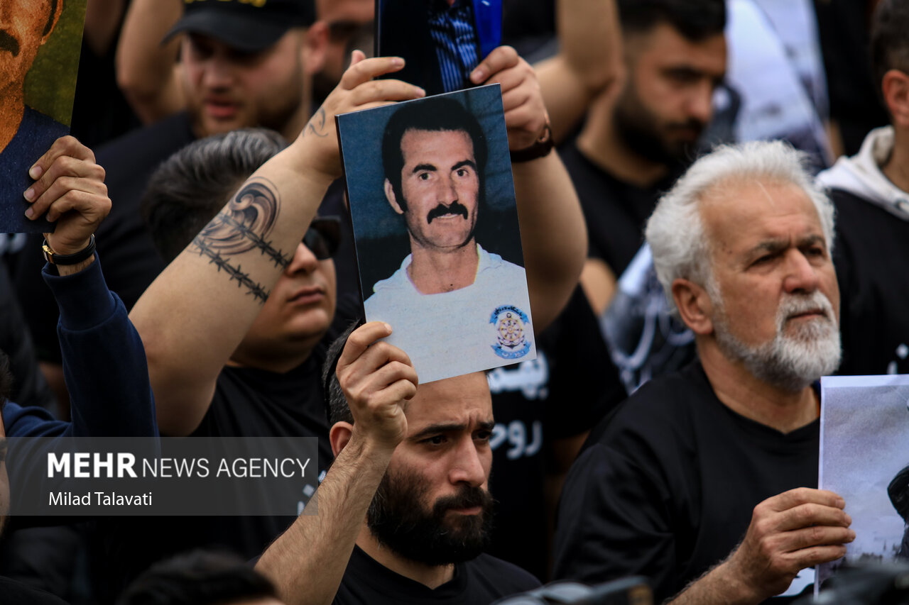 تاج: زنده یاد «صالح نیا» شناسنامه ملوان بود