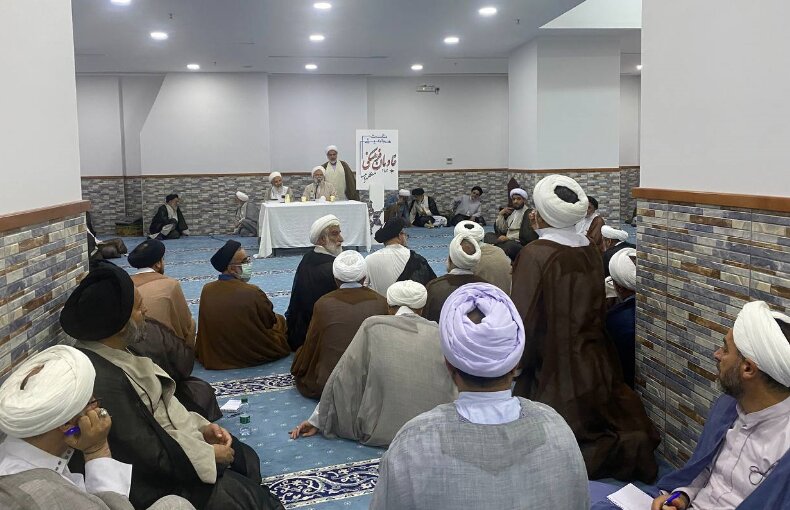 تاکید بر «حُسن اخلاق» و «گشادهرویی» خادمان فرهنگی برای پاسخگویی