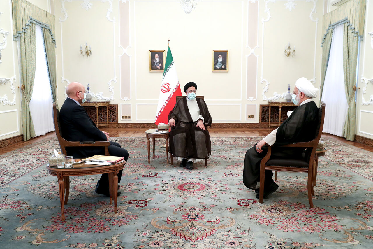 تاکید سران قوا بر تسریع در اجرای قانون مولدسازی داراییهای مازاد دستگاهها