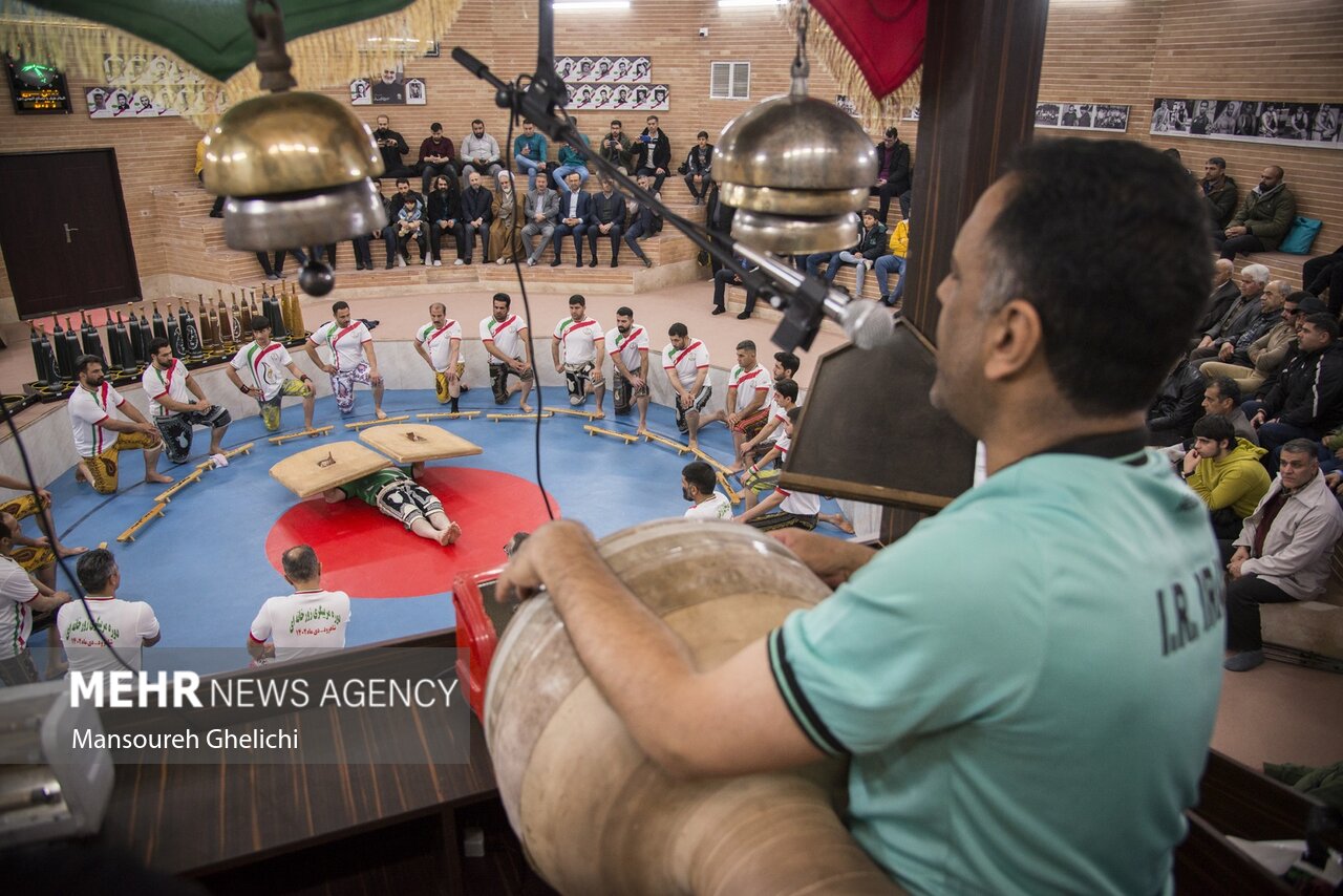 تجلیل از متولیان ورزش پهلوانی/۷ زورخانه در منطقه ۱۲