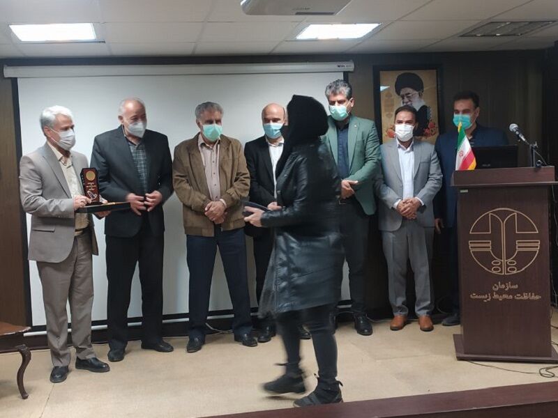 تجلیل از هفت مربی فوتبال و سفیر محیط زیست در خراسان جنوبی