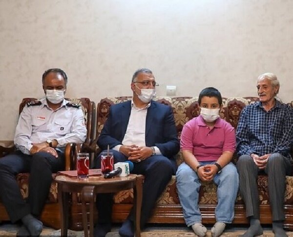تجلیل شهردار تهران از خانواده شهید آتش نشان