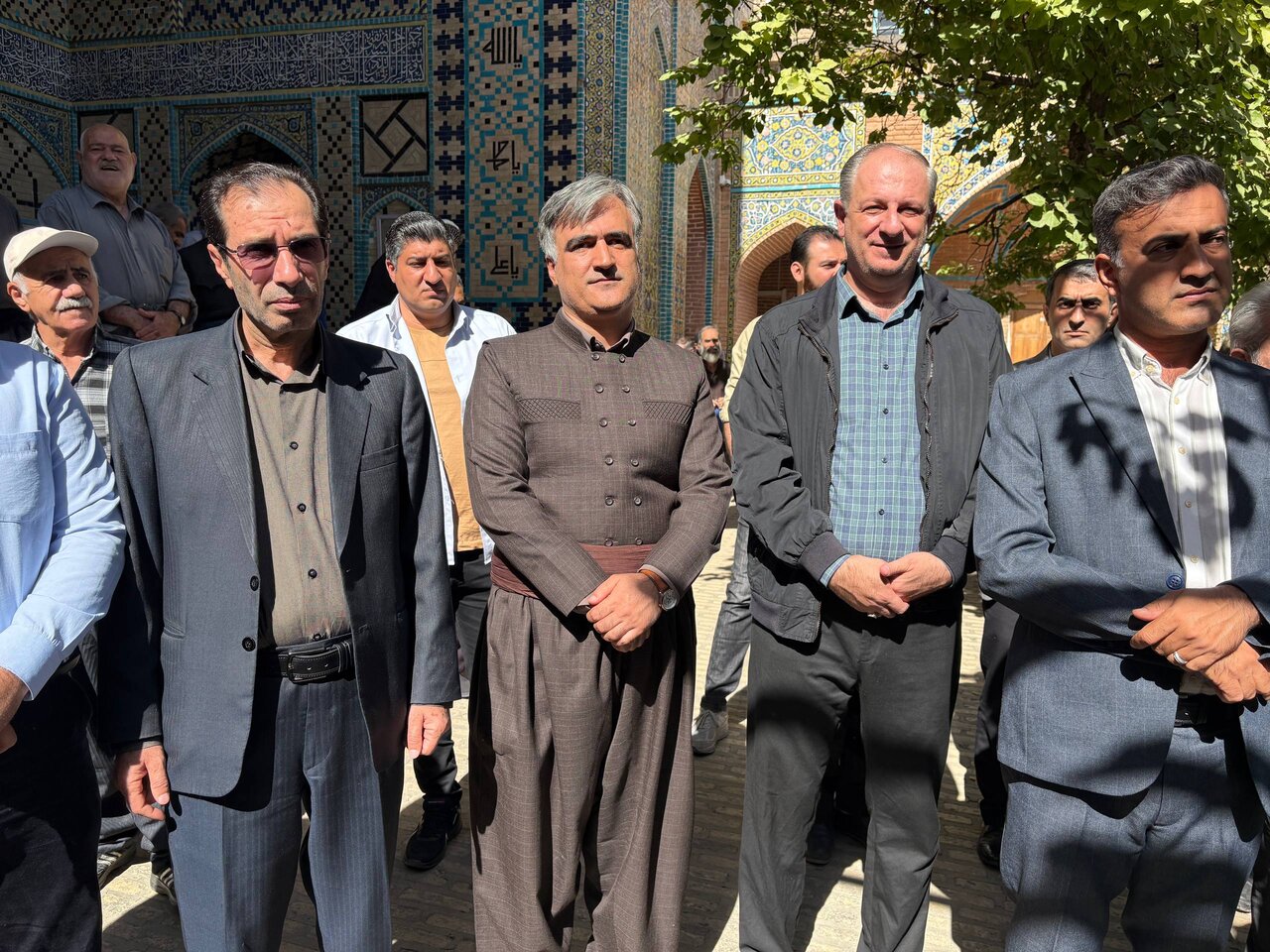 تجمع مردمی همزمان با سالگرد عملیات طوفان الاقصی در مسجد جامع سنندج