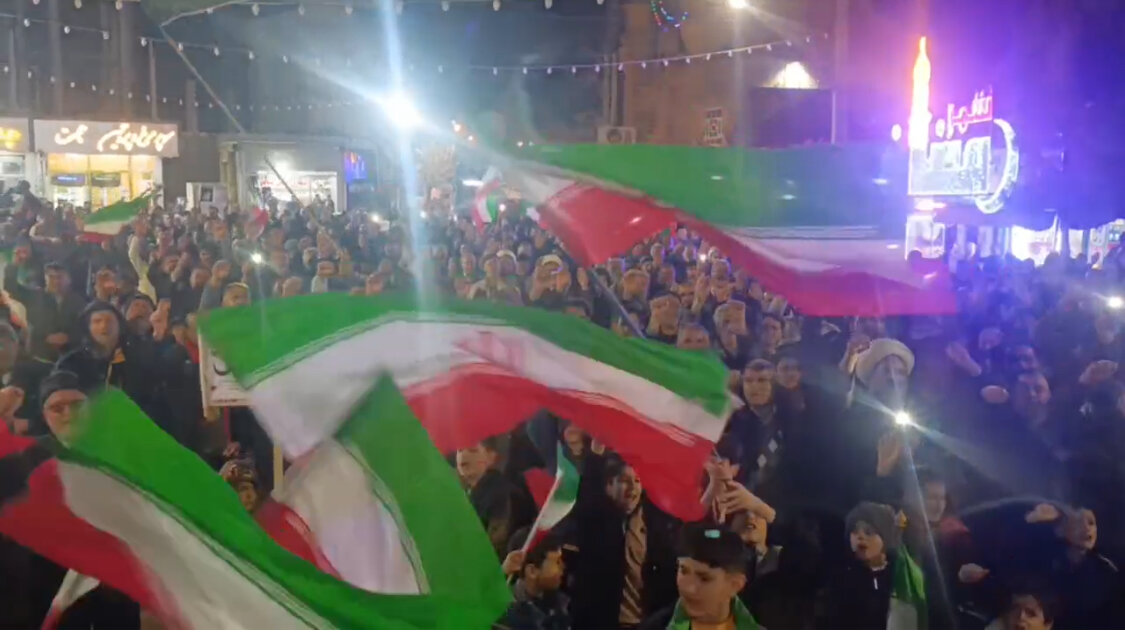 تجمع پرشور مردم چهاربرج؛ نوای «حیدر حیدر» طنین انداز شد