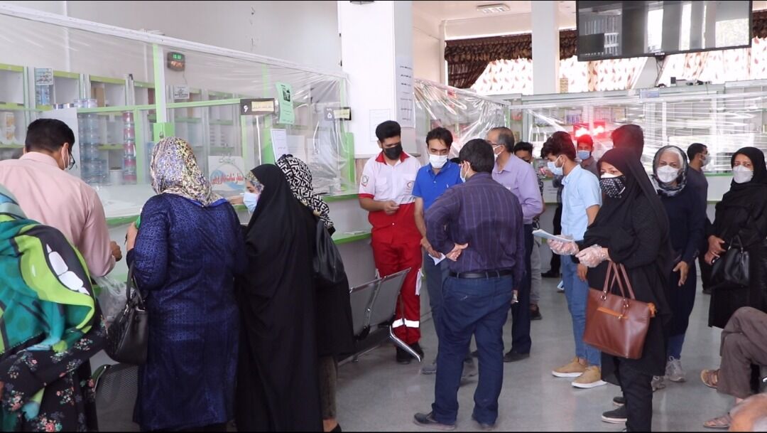 تجهیزات شیمی درمانی در داروخانههای هلال احمر ارائه میشود