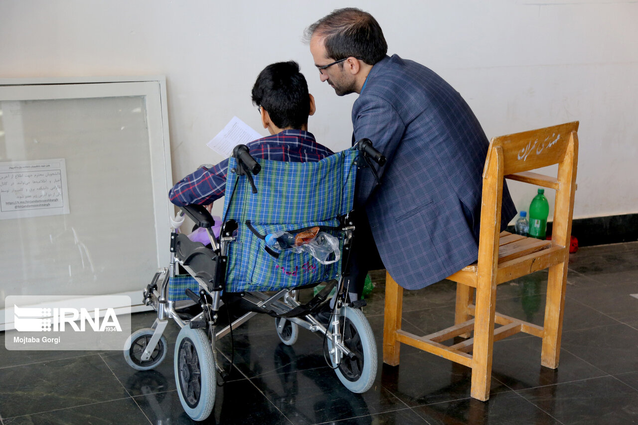 تحصیل بیش از ۷ هزار دانش‌آموز با نیاز ویژه در ۳۶ رشته هنرستانی
