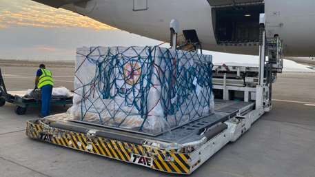 تحویل نخستین محموله واکسن آسترازنکا اهدایی بلغارستان به وزارت بهداشت