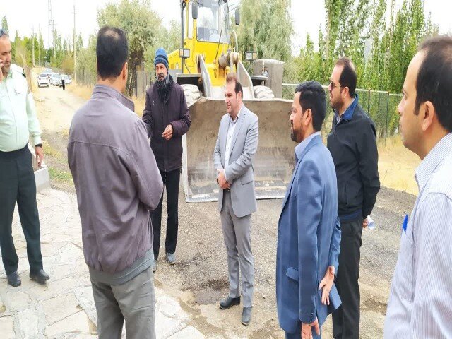 تخریب ساخت و ساز غیرمجاز در اراضی کشاورزی شهر بیجار