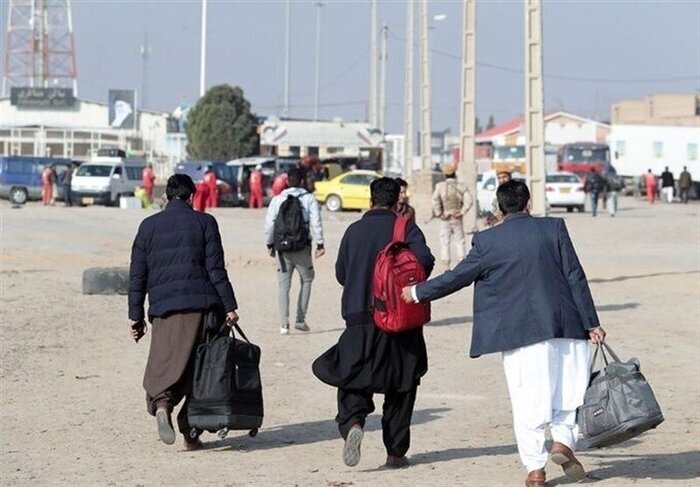 تداوم اجرای طرح جمع آوری اتباع غیر مجاز در آرادان؛ ۹۵ نفر دستگیر شدند