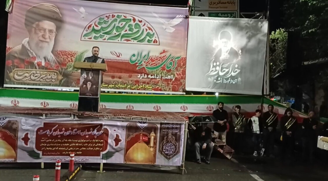 تداوم قیام شبانه مردم سلماس در خونخواهی رهبر شهید انقلاب