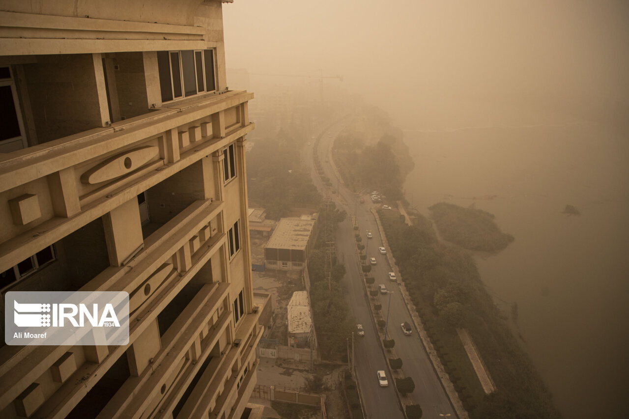 تداوم گرد و غبار برای سومین روز در خوزستان