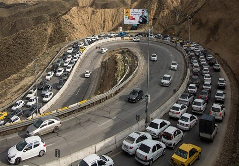 ترافیک خودرو در کندوان و هراز سنگین است