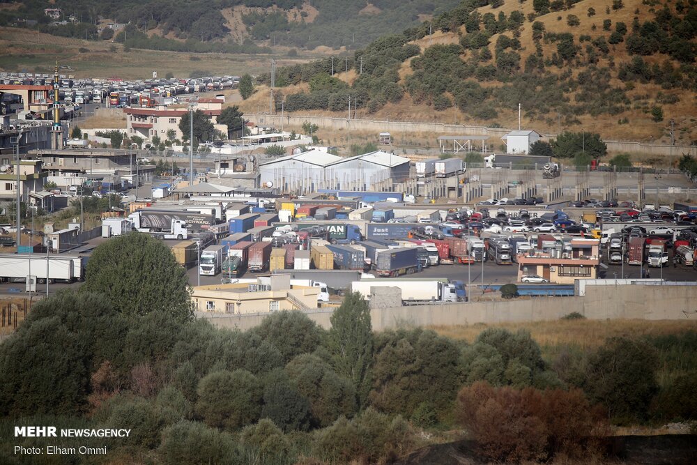 ترانزیت ۹۸۷ میلیون دلاری کالا از مرزهای کردستان