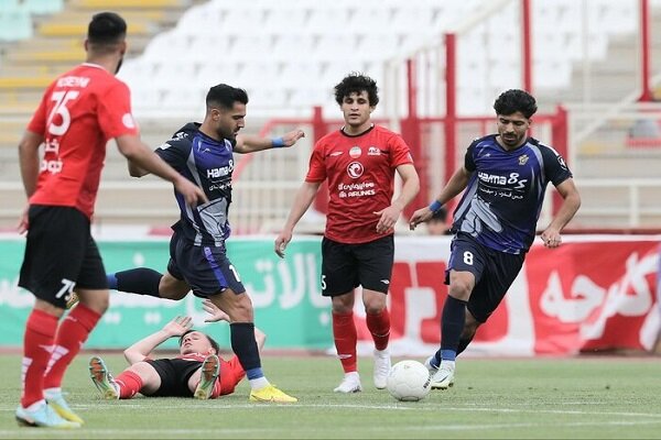 تراکتور از روی پیکان عبور کرد/ صعود شاگردان خمز با مهاجم
پرسپولیس