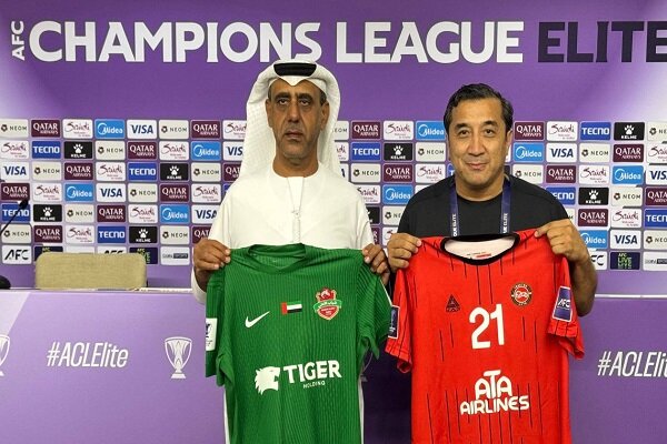 تراکتور با پیراهن اصلی مقابل شباب الاهلی