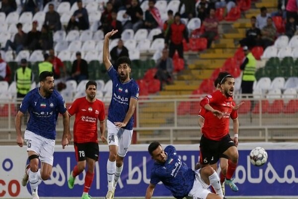 تراکتوری‌ها به دنبال بازپس‌گیری صدر جدول لیگ برتر از سپاهان