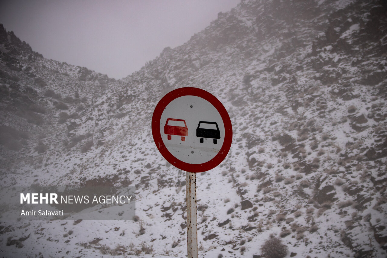 تردد در صلوات‌آباد سنندج بدون زنجیر چرخ امکانپذیرنیست