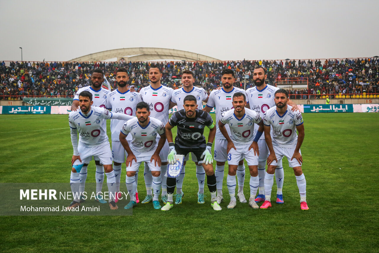 ترکیب احتمالی استقلال مقابل ذوب آهن