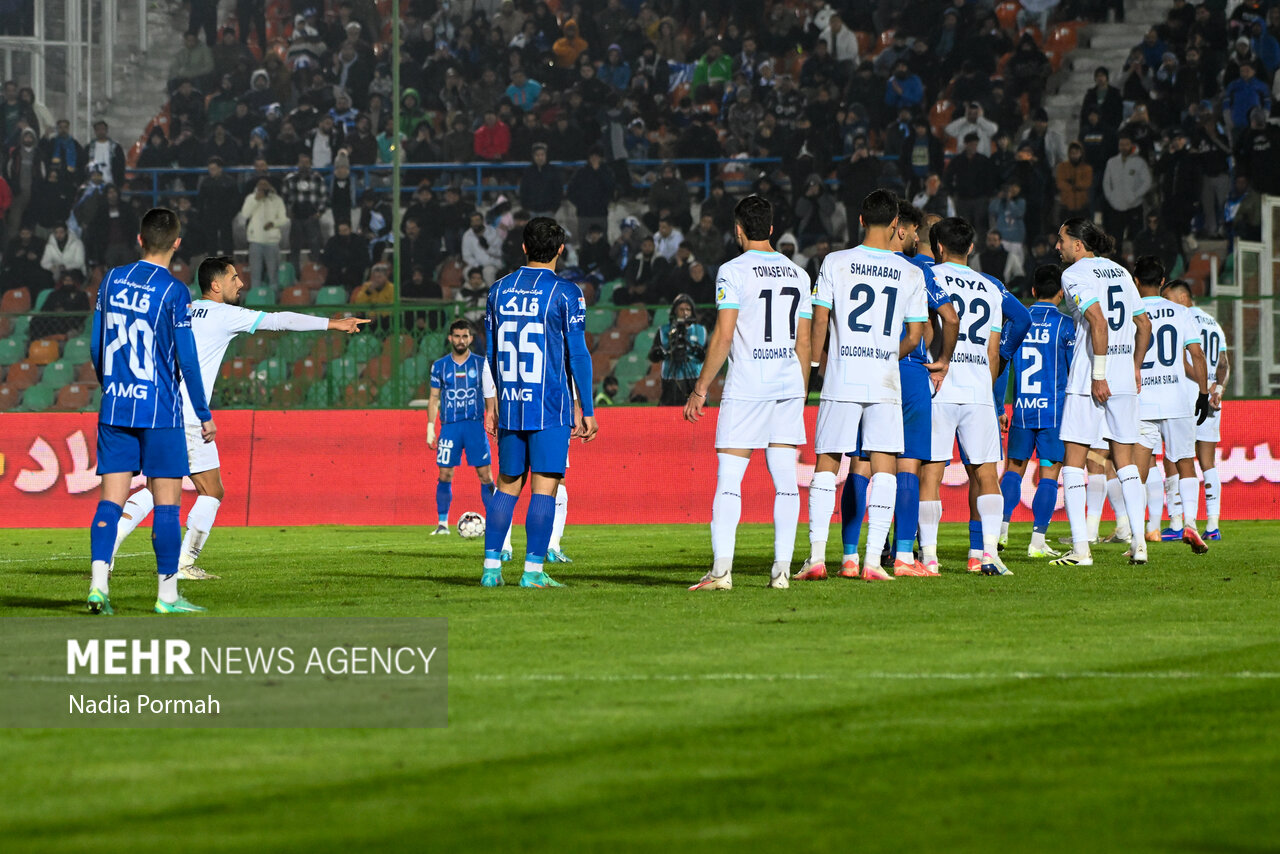 ترکیب استقلال برای بازی با سپاهان مشخص شد