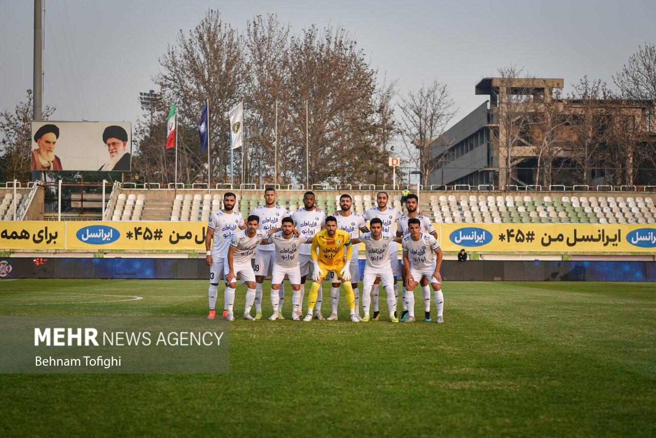 ترکیب استقلال و سپاهان مشخص شد/ نیمکت نشینی شهریار مغانلو