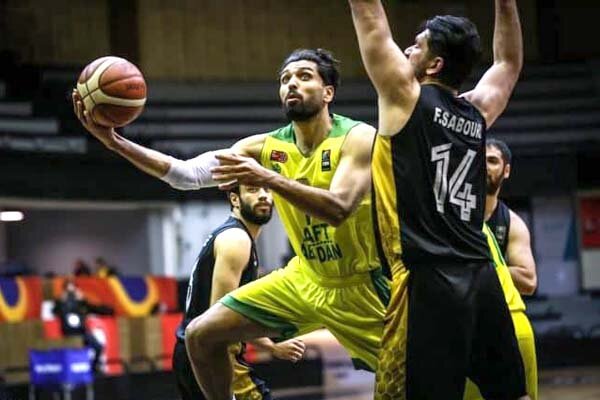 ترکیب تیمهای حاضر در نیمه نهایی لیگ بسکتبال کامل شد