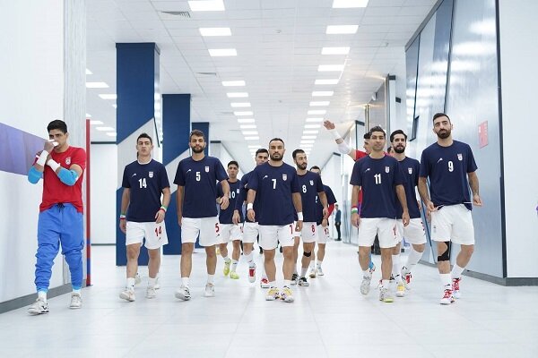 تساوی ایران و گواتمالا در نیمه اول/ سراسیمه و بی دقت در
دفاع