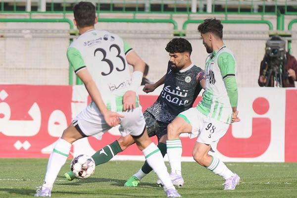 تساوی ذوبآهن و خیبر در اصفهان؛ خرم آبادیها خوشحال برگشتند