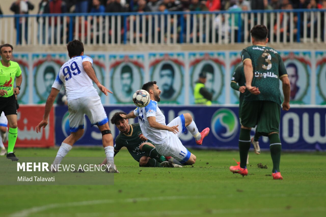 تساوی ملوان به سود پرسپولیس/ نفت همچنان در شکستهایش می
سوزد