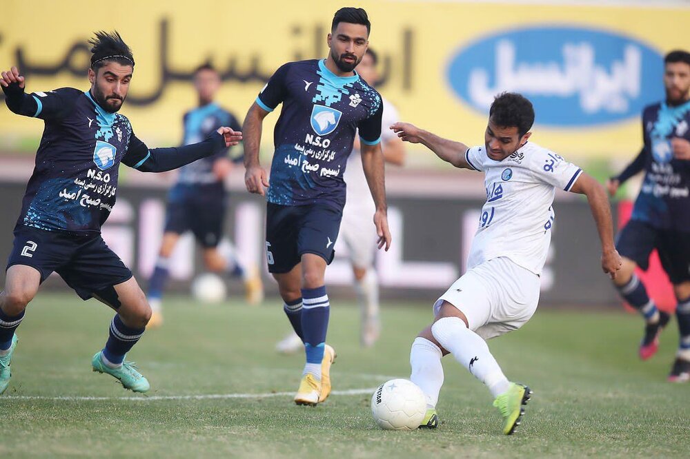 تساوی گل‌گهر با تراکتور/ فکری با باخت شروع کرد/ ذوب‌آهن شکست خورد